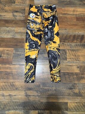 Zubaz NFL Pittsburgh Steelers Women’s Leggings
